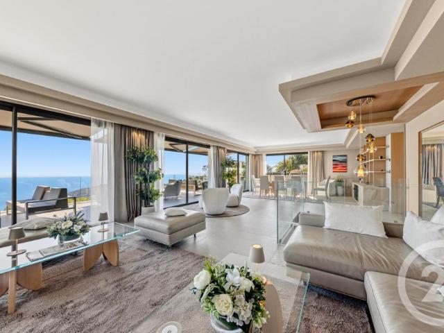 Tout savoir sur cette maison à Villefranche sur Mer
