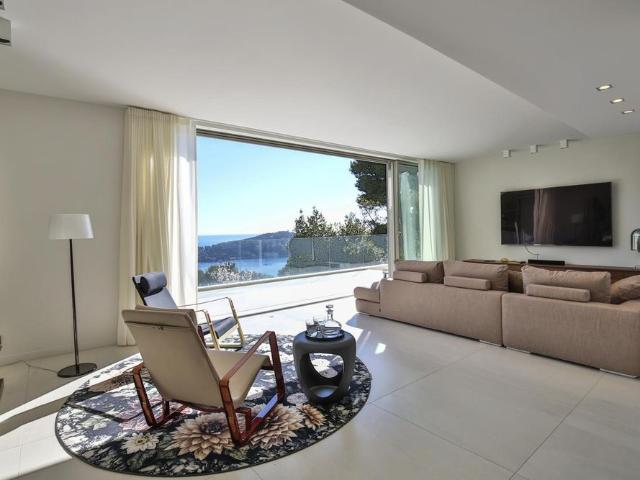 Tout savoir sur cette maison à Villefranche sur Mer