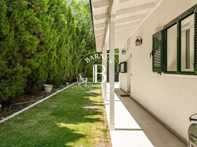 Tout savoir sur cette maison Cotos de monterrey