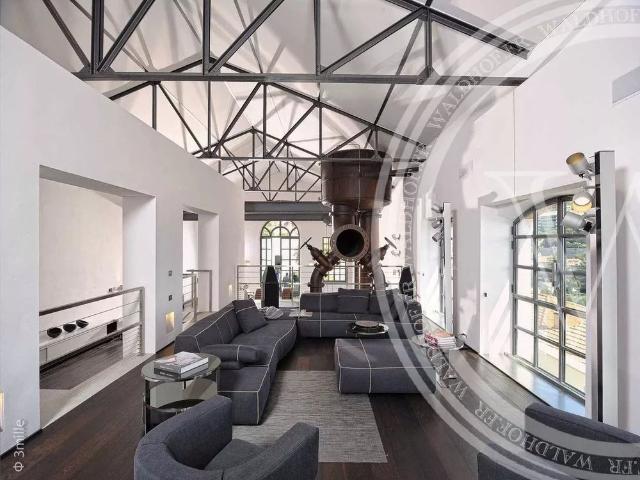 Tout savoir sur cette maison dans le quartier Col de Villefranche, à Villefranche sur Mer