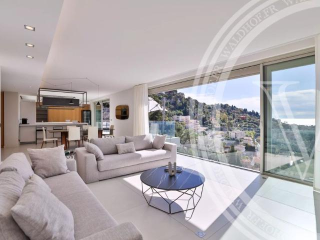 Tout savoir sur cette maison dans le quartier Col de Villefranche, à Villefranche sur Mer