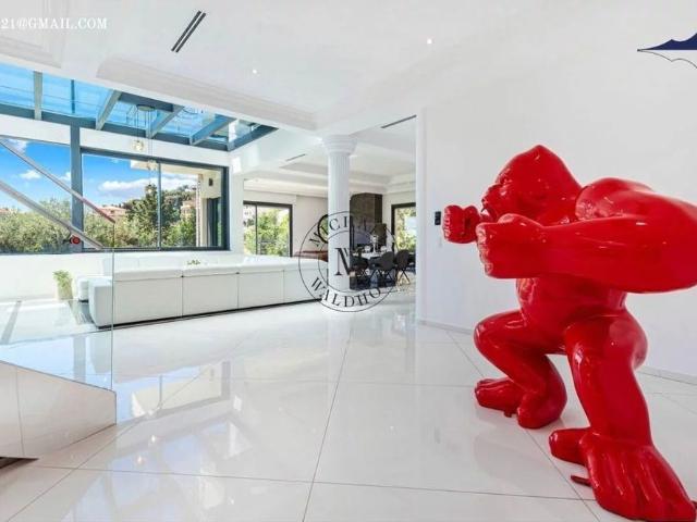 Tout savoir sur cette maison dans le quartier Cabbe Saint Roman, à Roquebrune Cap Martin