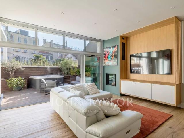 Tout savoir sur cette maison dans le quartier Capucins Saint Michel Nansouty Saint Genès, à Bordeaux