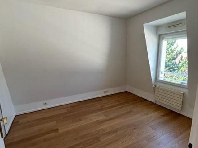Tout savoir sur cette maison dans le quartier Centre Ville, à Croissy sur Seine