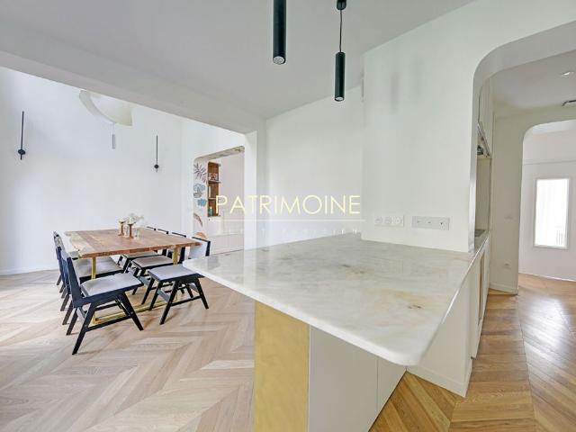 Tout savoir sur cette maison dans le quartier Centre Ville, à Rueil Malmaison