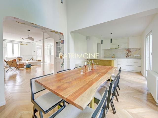 Tout savoir sur cette maison dans le quartier Centre Ville, à Rueil Malmaison