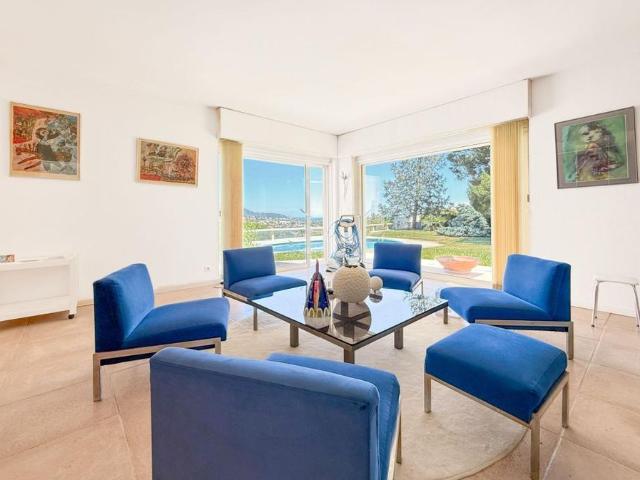 Tout savoir sur cette maison dans le quartier Crémat Saint Roman de Bellet, à Nice