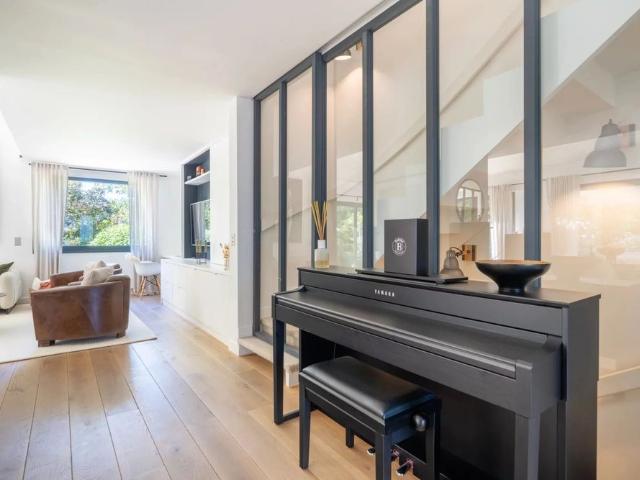 Tout savoir sur cette maison dans le quartier Bourg La Feuillaume Nord, à La Celle Saint Cloud
