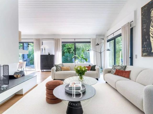 Tout savoir sur cette maison dans le quartier Bourg La Feuillaume Nord, à La Celle Saint Cloud