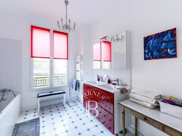 Tout savoir sur cette maison dans le quartier Billancourt–Rives de Seine, à Boulogne Billancourt