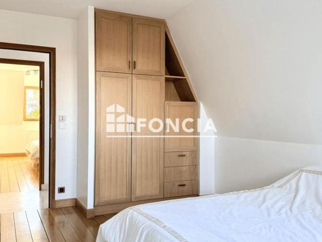 Tout savoir sur cette maison dans le quartier Buzenval, à Rueil Malmaison