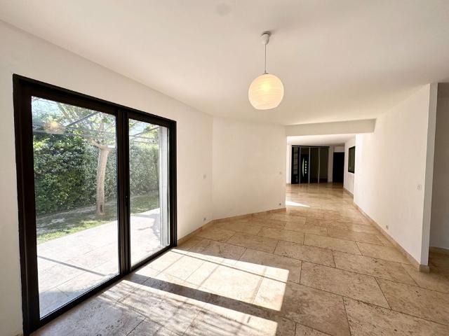 Tout savoir sur cette maison dans le quartier Grand Sud Aix la Duranne, à Aix en Provence
