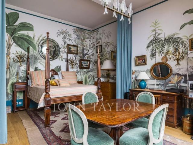 Tout savoir sur cette maison dans le quartier Hôtel de Ville Quinconce Saint Seurin Fondaudège, à Bordeaux