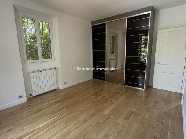 Tout savoir sur cette maison dans le quartier Jonchere Malmaison Saint Cucufa, à Rueil Malmaison
