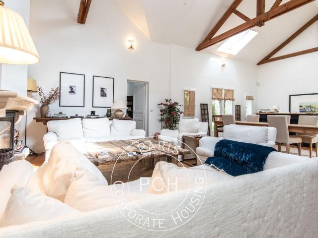 Tout savoir sur cette maison dans le quartier Ouest, à Croissy sur Seine