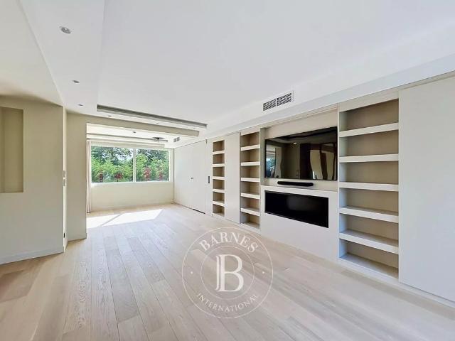 Tout savoir sur cette maison dans le quartier Lac Inferieur, à Le Vésinet