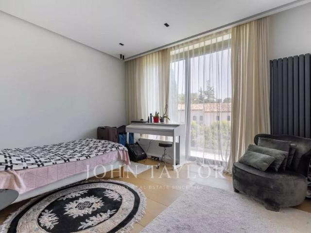 Tout savoir sur cette maison dans le quartier Les Colles Camp Lauvas Font de l'Orme, à Mougins