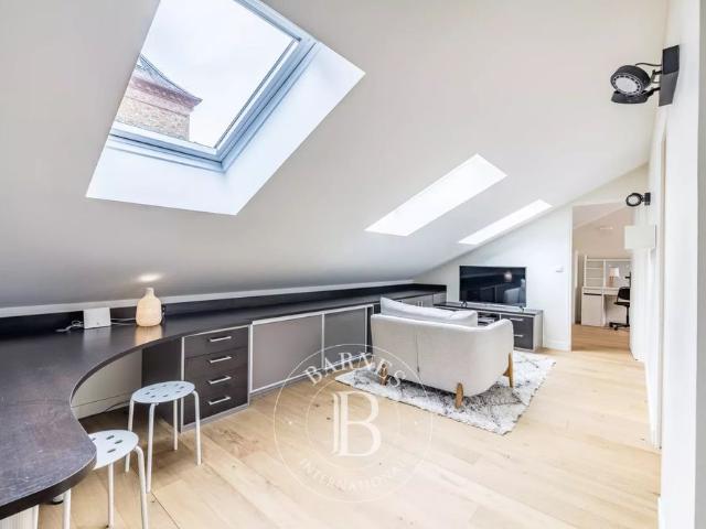 Tout savoir sur cette maison dans le quartier Les Hauts de Bougival, à Bougival