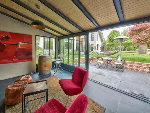Tout savoir sur cette maison dans le quartier Les Hauts de Bougival, à Bougival
