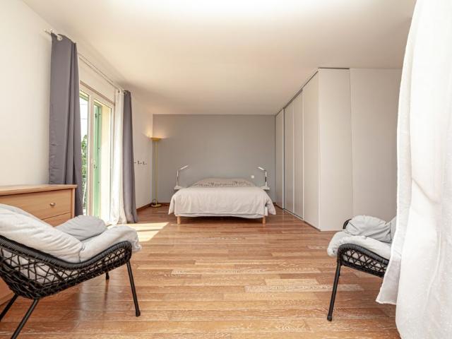 Tout savoir sur cette maison dans le quartier Lingostiere Saint Isidore, à Nice