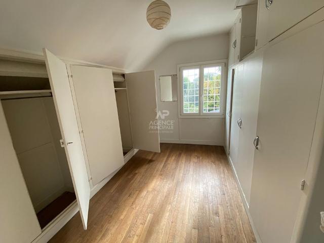 Tout savoir sur cette maison dans le quartier Marine, à Maisons Laffitte