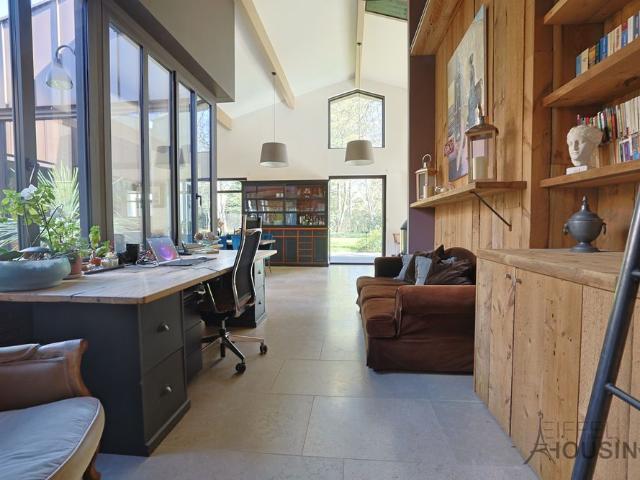 Tout savoir sur cette maison dans le quartier Merlettes, à Le Vésinet