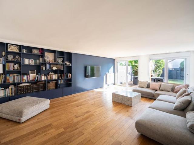 Tout savoir sur cette maison dans le quartier Nord Residentiel, à Enghien les Bains