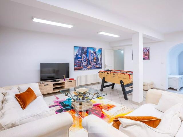 Tout savoir sur cette maison dans le quartier Saint Martin Le Miracle, à Mougins