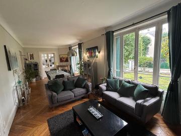 Tout savoir sur cette maison dans le quartier Saint Nicolas, à Maisons Laffitte