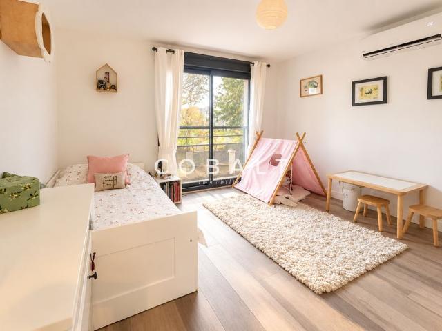 Tout savoir sur cette maison dans le quartier Poincare, à Garches