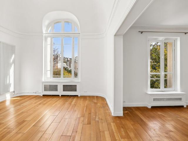 Tout savoir sur cette maison dans le quartier Porte Dauphine, à Paris 16ème