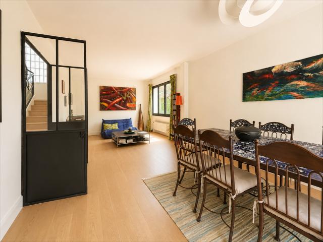 Tout savoir sur cette maison dans le quartier Porte Jaune, à Garches