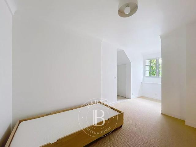 Tout savoir sur cette maison dans le quartier Parc de Sceaux, à Sceaux