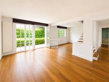 Tout savoir sur cette maison dans le quartier Plaine des Courlis, à Croissy sur Seine