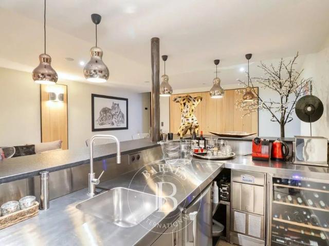 Tout savoir sur cette maison dans le quartier Plateau Thery Centre Ancien, à Vaucresson