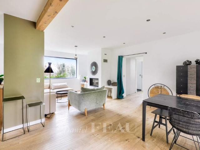 Tout savoir sur cette maison dans le quartier Plateau Mont Valérien, à Rueil Malmaison