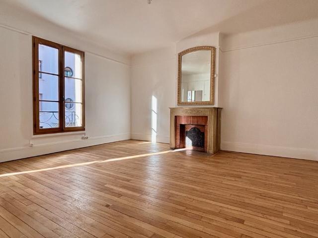 Tout savoir sur cette maison dans le quartier Vaugirard Parc des Expositions, à Paris 15ème