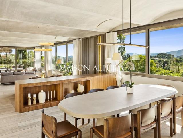 Tout savoir sur cette maison dans le quartier Valmasque Notre Dame de Vie, à Mougins