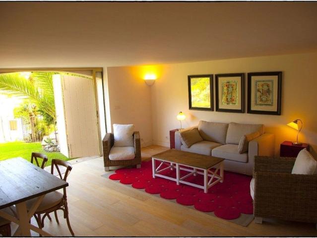 Tout savoir sur cette maison dans le quartier Valmasque Notre Dame de Vie, à Mougins