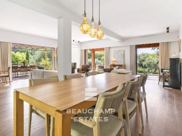 Tout savoir sur cette maison dans le quartier Valmasque Notre Dame de Vie, à Mougins