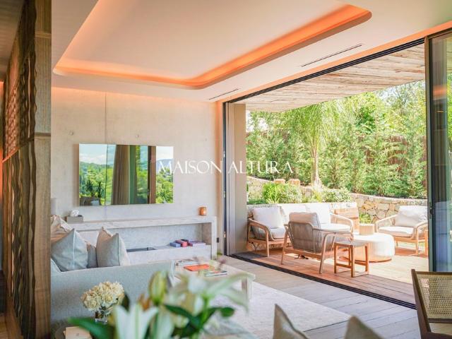Tout savoir sur cette maison dans le quartier Valmasque Notre Dame de Vie, à Mougins