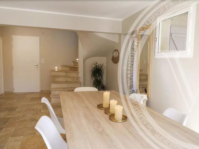 Tout savoir sur cette maison dans le quartier Village Le Val Cabrieres, à Mougins