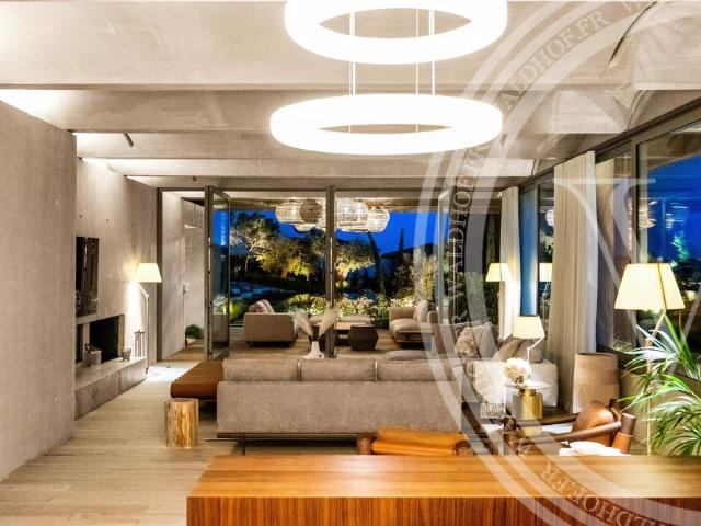 Tout savoir sur cette maison dans le quartier Village Le Val Cabrieres, à Mougins