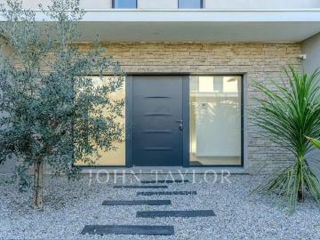 Tout savoir sur cette maison dans le quartier Village Le Val Cabrieres, à Mougins