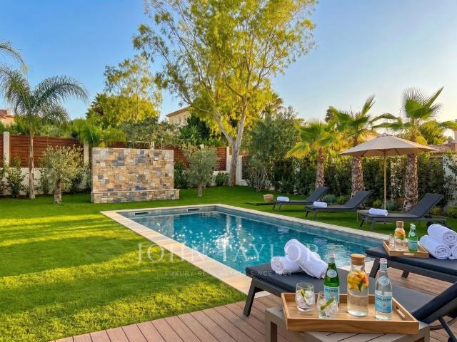 Tout savoir sur cette maison dans le quartier Village Le Val Cabrieres, à Mougins