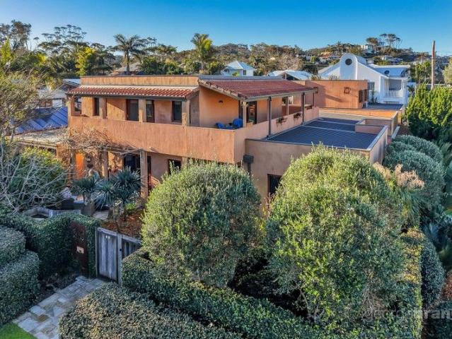Touch of Tuscany on North Avoca Flats