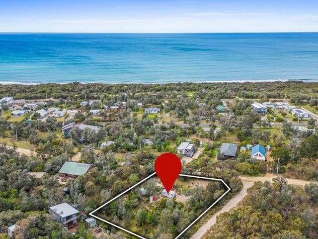 RARE 1,766m² COASTAL HOLDING TWO LOTS ON ONE TITLE STCA | WALK TO PARADISE BEACH