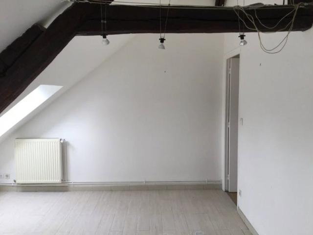 TOUCY Appartement de type F2