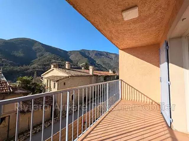 Touët sur Var 06710 Location appartement 3 pièces t3 parking