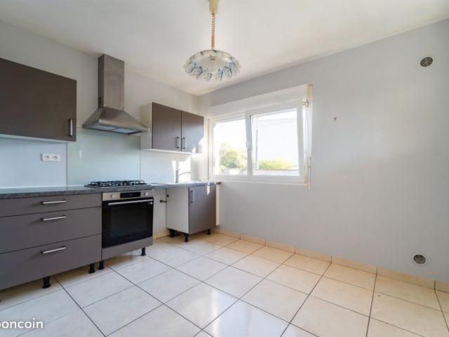 Toul – 152 m², 4 chambres & jardin: de beaux volumes à deux pas de tout